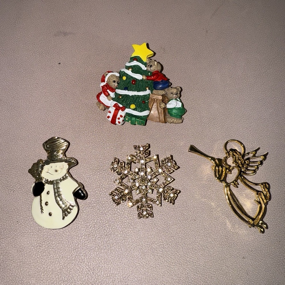 Vintage Christmas Brooch Lot Snowman Angel Snowflake Teddy Bear‎ Holiday Pins